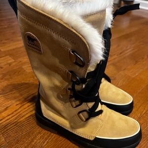 Sorel 8.5 tall boots
